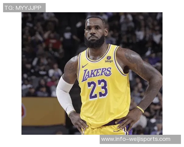 詹姆斯回顾年轻理想与现实差距现阶段无法接受家庭主妇角色