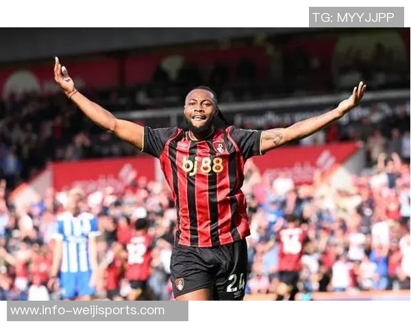 塞梅尼奥精彩表现助球队获胜费迪南德赛后调侃别放走他